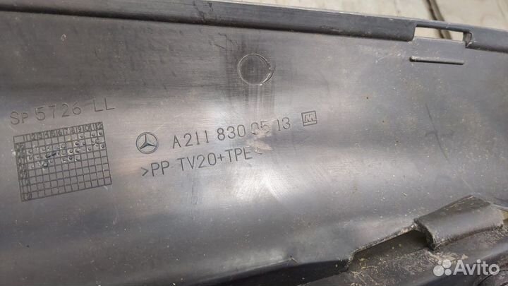 Жабо под дворники Mercedes E W211, 2006