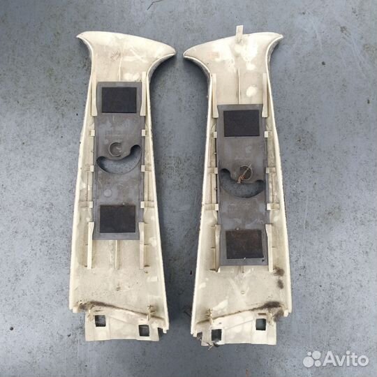 Обшивка центральной стойки