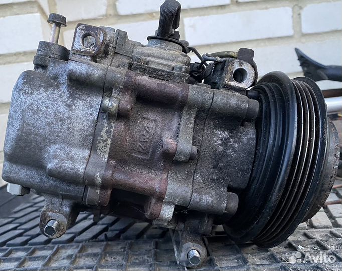 Компрессор кондиционера Subaru 442500-4513