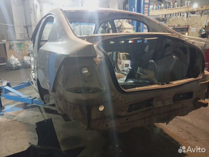 Панель задняя Opel Astra (H)