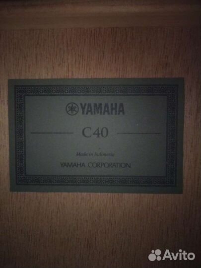 Классическая гитара yamaha c40 с утеплённым чехлом