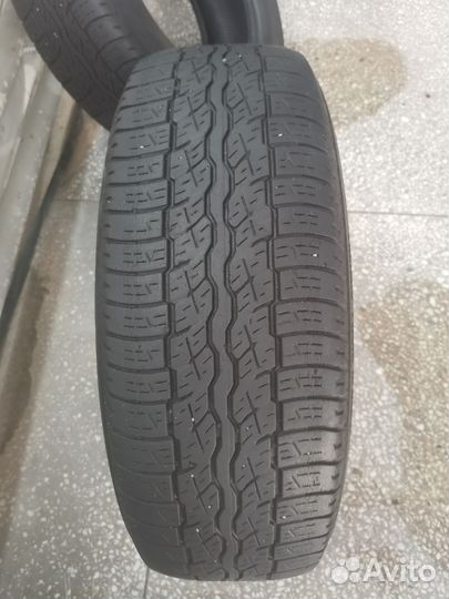 Bridgestone Dueler H/T 687 225/65 R17