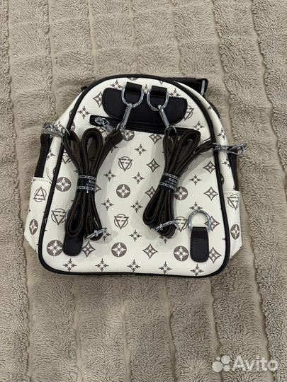 Рюкзак новый женский