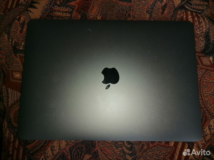 Macbook Pro 13 2019 Touch Bar 256gb