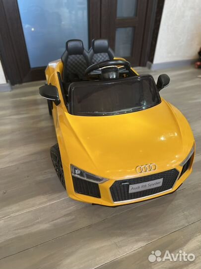 Детский электромобиль audi с пультом управления