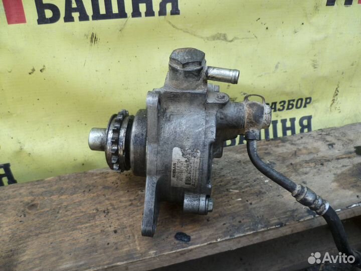 Nissan NP300 Насос вакуумный 2.5TD 2012