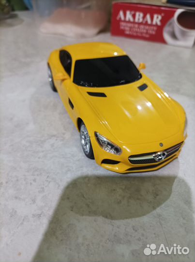 Машинка на радиоуправлении Mercedes AMG gtr