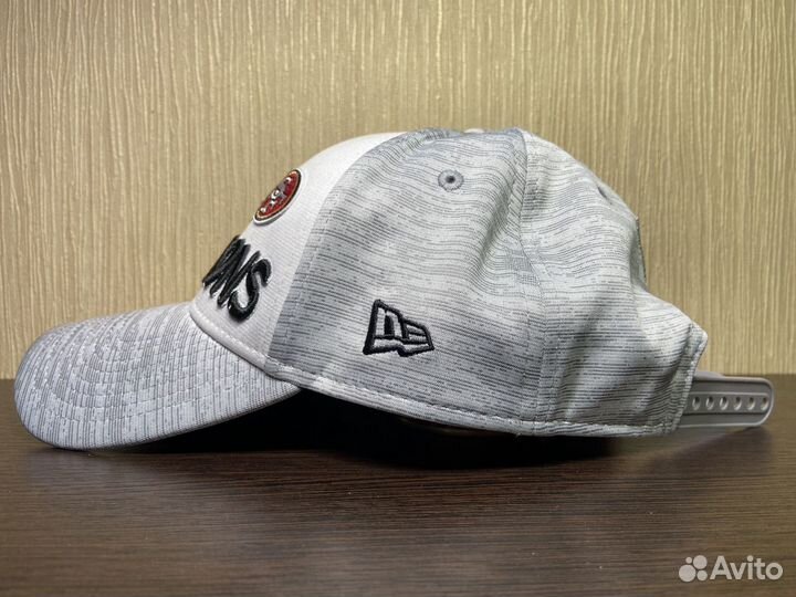 Бейсболка кепка New Era Champions NFL