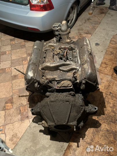 Двигатель на ЗИЛ 130