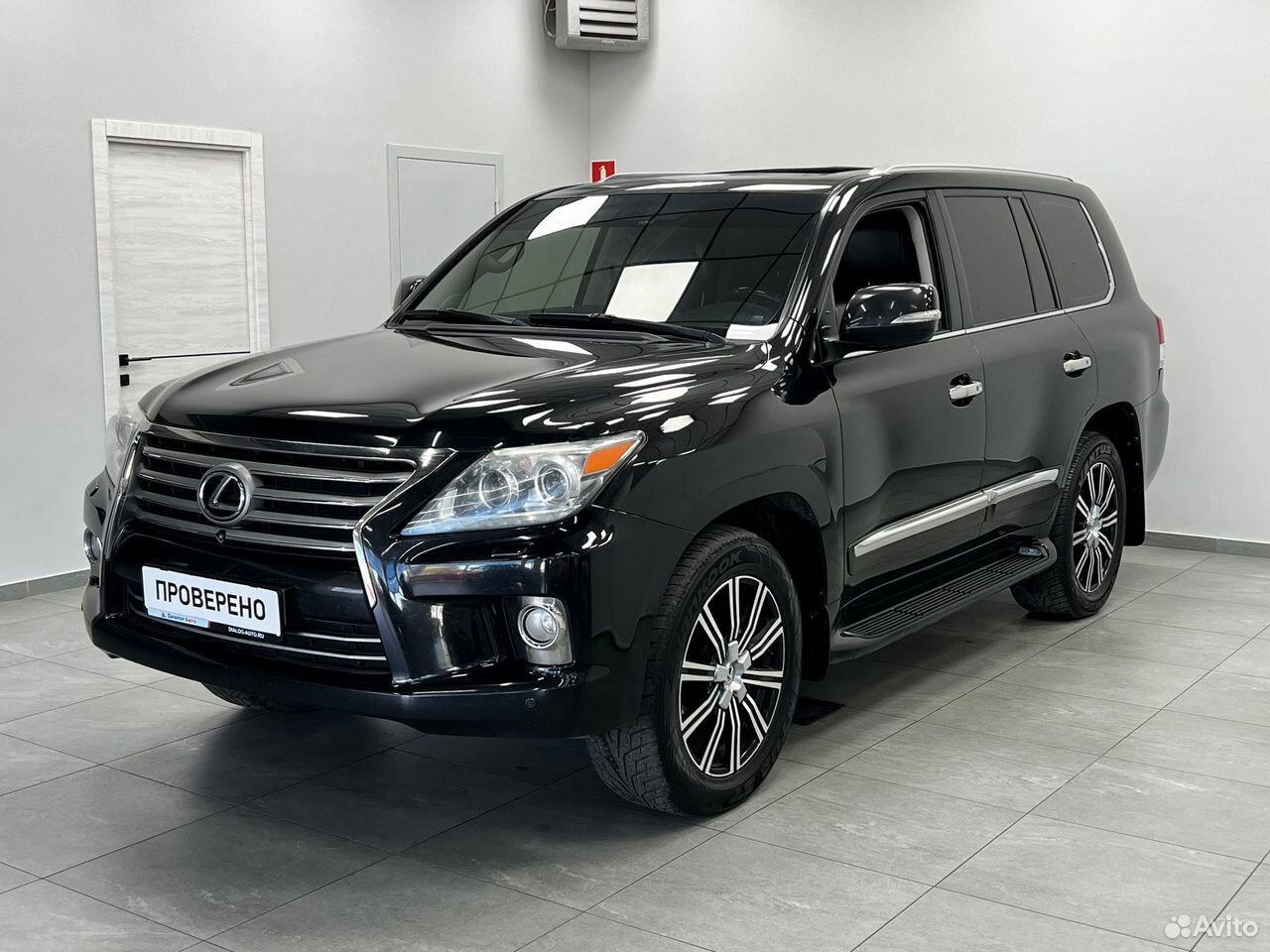 Lexus LX 5.7 AT, 2013, 196 691 км