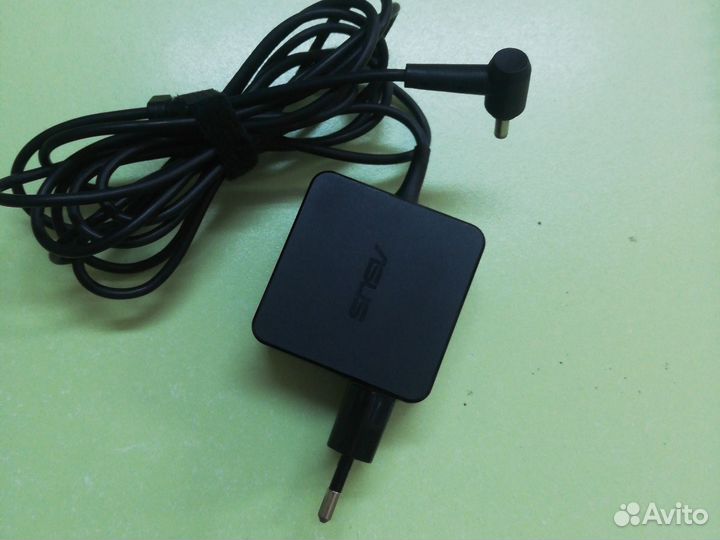 Блок питания для нетбука asus 19V 1.75A
