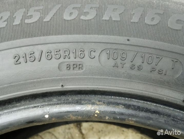 Michelin Agilis 215/65 R16C 109T