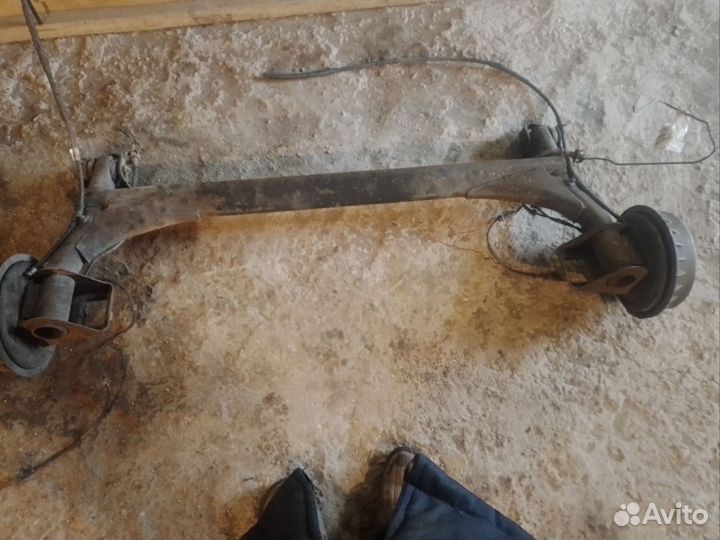 Задняя балка priora 2170