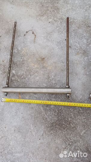 Компактная подставка под казан, шампуры