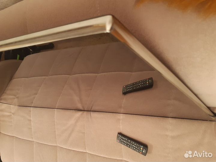 Телевизор LG 60UB850V
