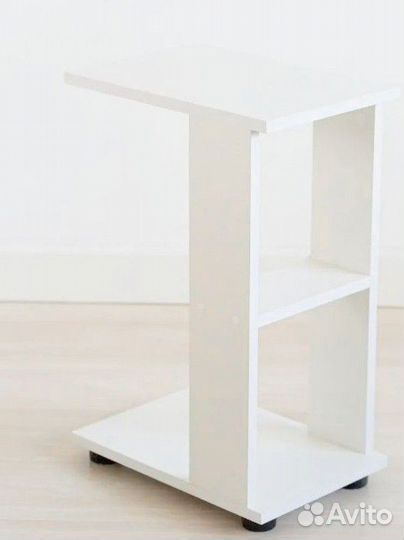 Журнальный прикроватный столик