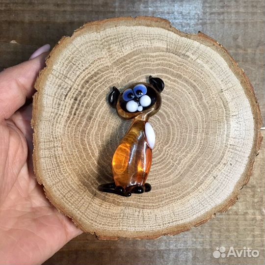 Фигурки из стекла. Лягушки, коты, зайцы, сова