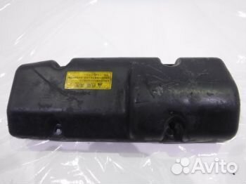 Крышка двигателя