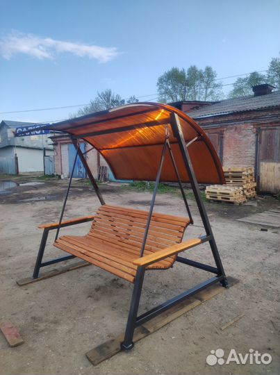 Качель уличная