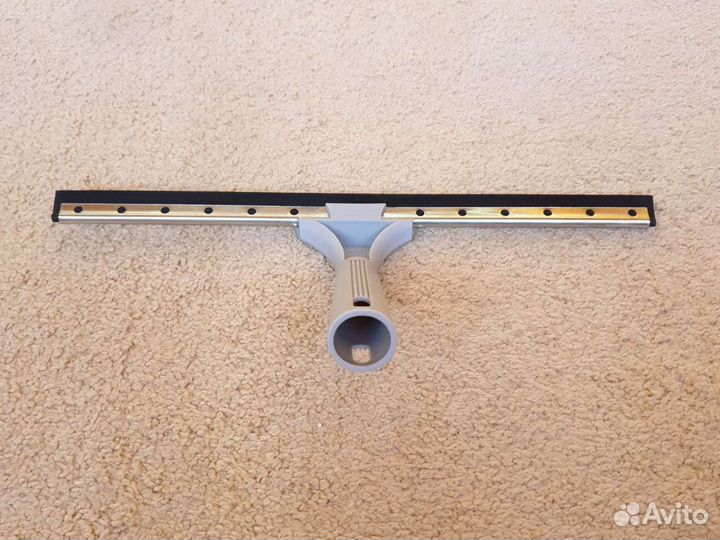 Стеклоочиститель для окон и авто