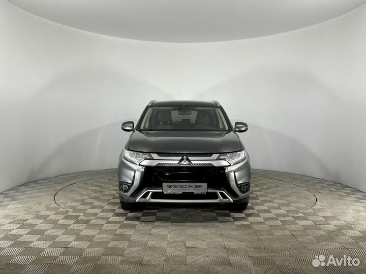 Mitsubishi Outlander 2.0 CVT, 2019, 225 975 км