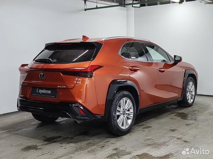 Lexus UX 2.0 CVT, 2018, 118 193 км