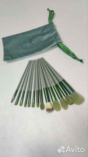 Кисти для макияжа новые