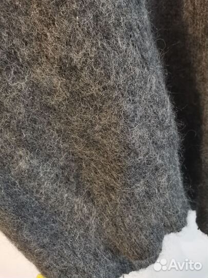 Свитер натуральный шерстяной