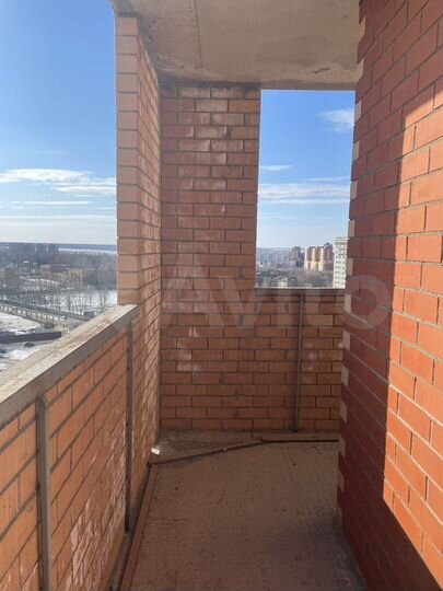 2-к. квартира, 72 м², 13/18 эт.