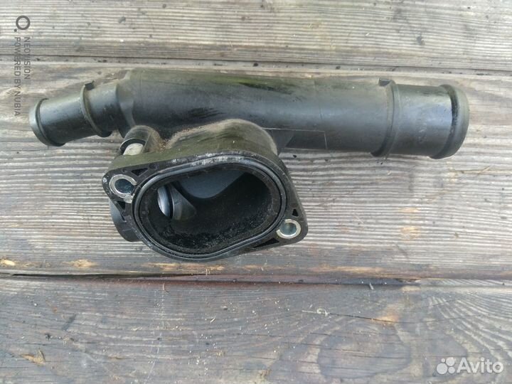 Фланец охлаждения Фольксваген Пассат Б6 2.0 TDI