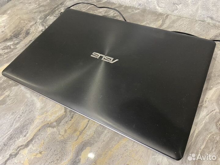 Asus x550c core i7 3537u/ram 8gb/GT 720