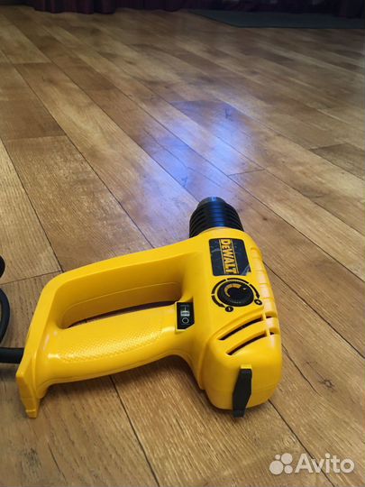 Фен строительный DeWalt