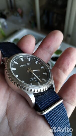 Часы Nautica