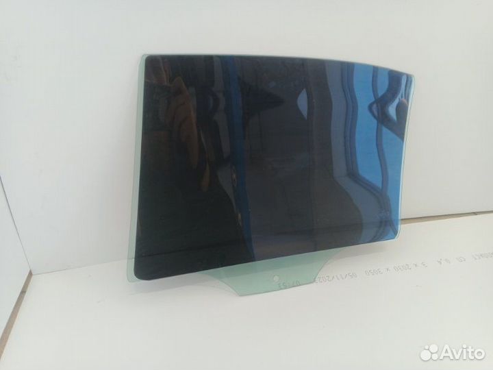 Стекло двери заднее правое Skoda Octavia BSE 2008