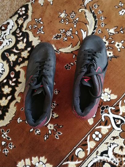 Футбольные бутсы