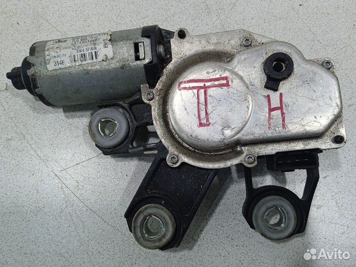 Моторчик стеклоочистителя 7L0955712C