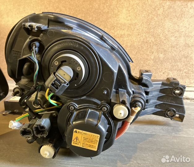 Комплект фар ксенон subaru impreza GG GD лупатая