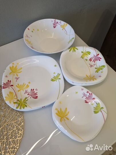 Сервиз столовый