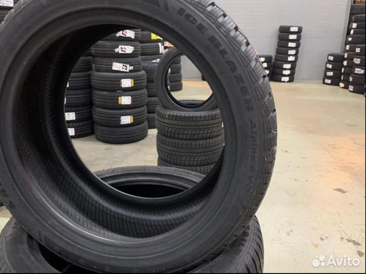 Sailun Ice Blazer Alpine EVO1 275/40 R19 105V