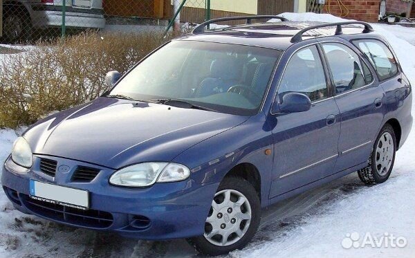 Лобовое стекло Hyundai Elantra (J2,J3) 96-00