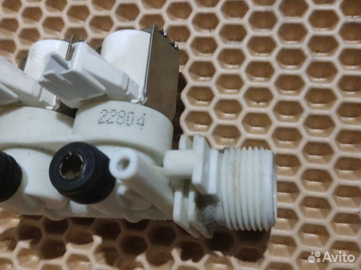 Клапан воды стиральной машины Ariston AVD129