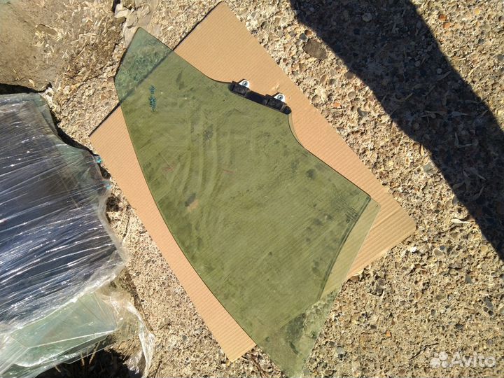 Стекла Honda CR-V, 2,4 л., 2008 г