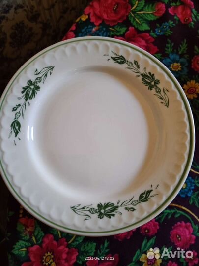 Тарелки и селедочницы