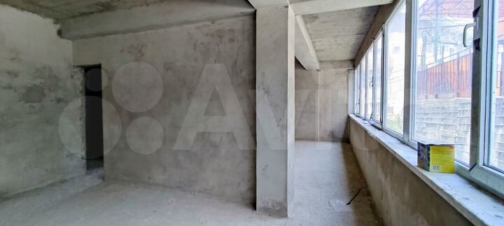 2-к. квартира, 65 м², 2/4 эт.