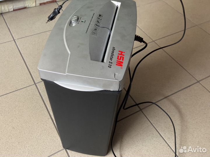 Уничтожитель бумаг (только корзина)