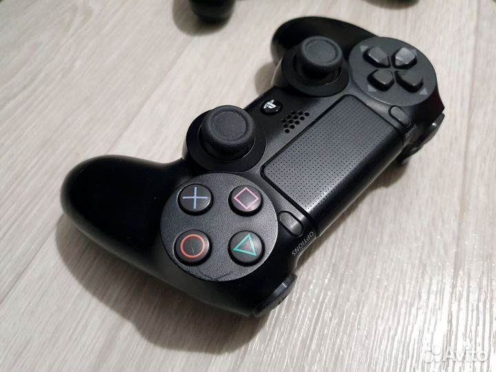 Sony ps4 slim 1tb 2208b