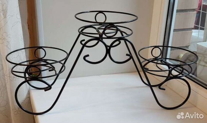 Подставка для цветов на подоконник