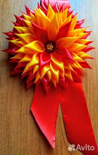 Бант на выписку ручная работа (новый )