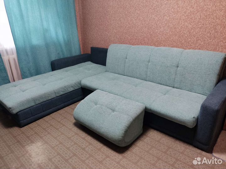 Диван