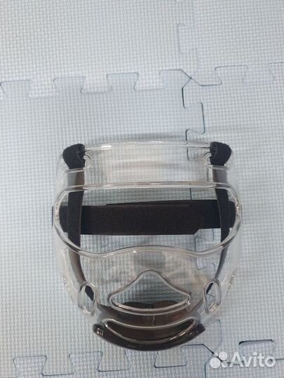 Защитная маска для лица